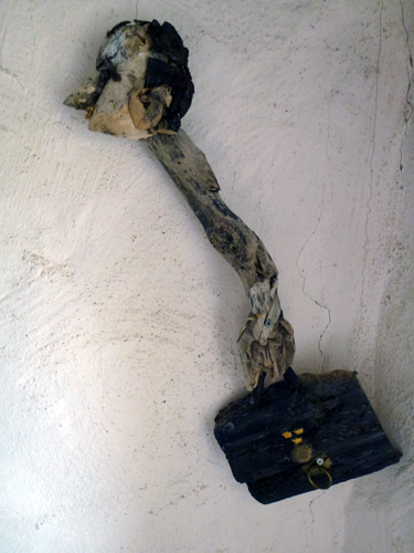 Raoul Wallenberg, träskulptur. 
